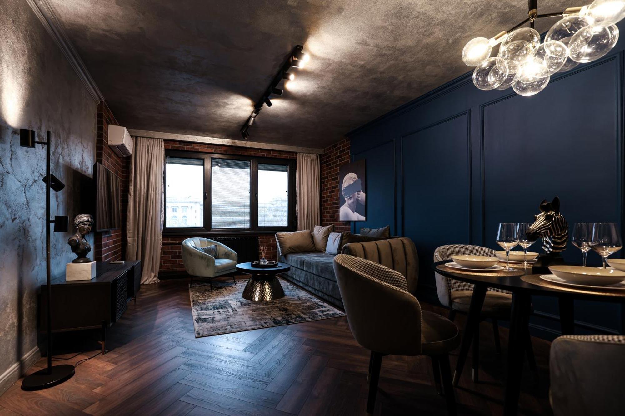 Harley Quinn Apartment *